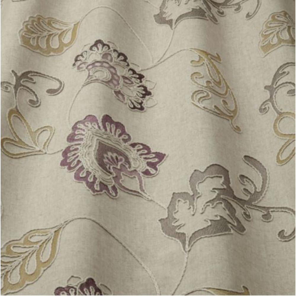 vidiecky dvor zdobeny kvetinovy tkany textil zavoj doplnky vankus ozdobny vankus country luxus klasicky elegantny.jpg